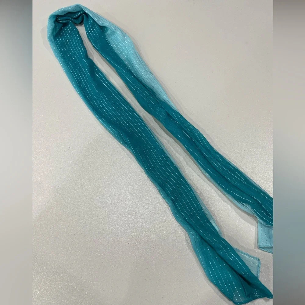 OshKosh B’Gosh Kids Scarf Teal with Silver Threads Size 4-6X